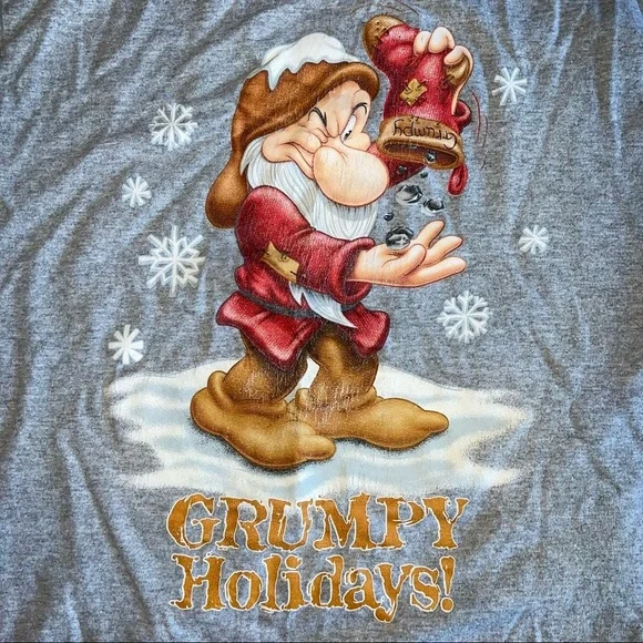 88 Grumpy Holidays T-shirt - Picture 7 of 7